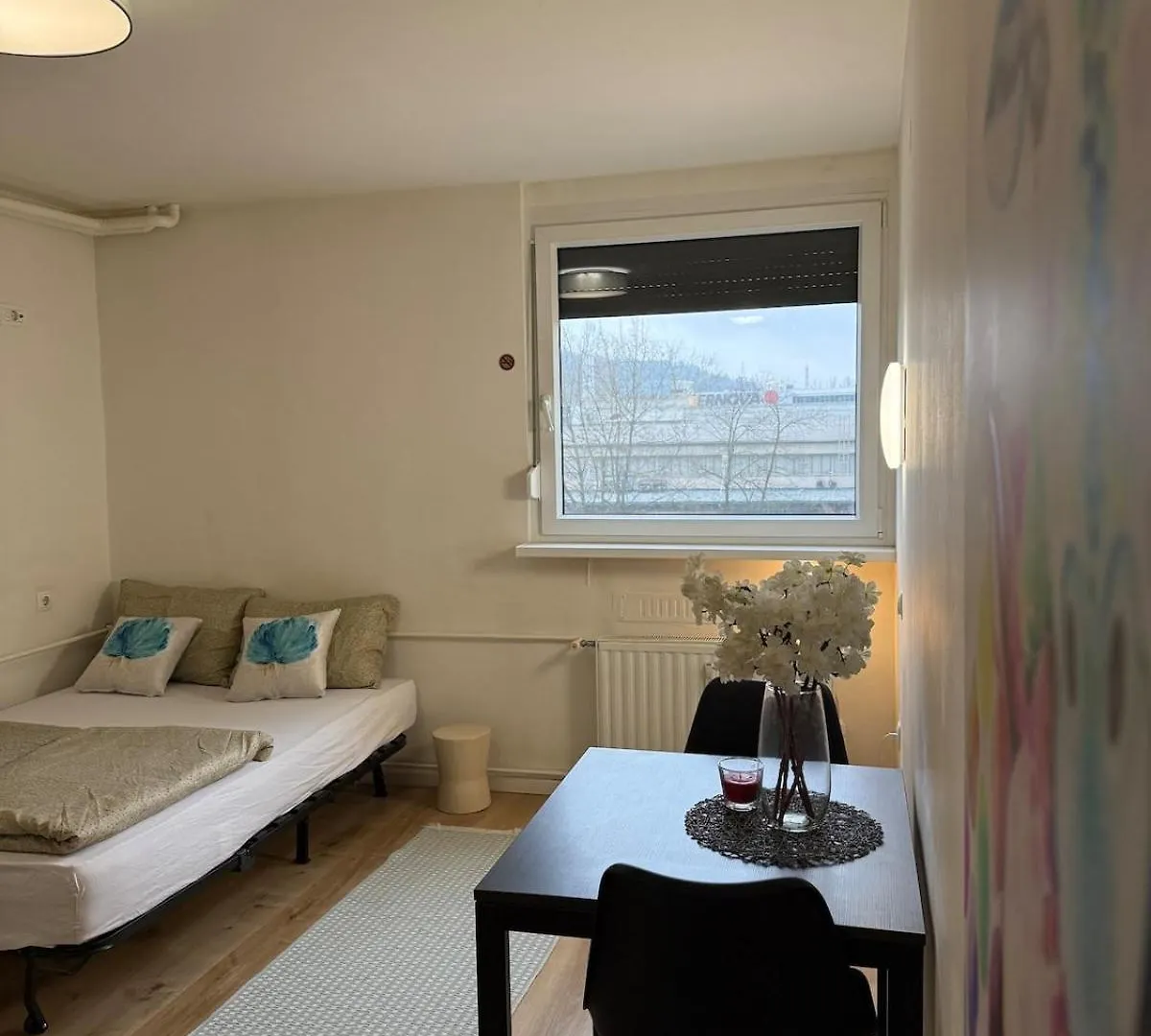 Cozy & Renovated Apartment In A Practical Location Ljubljana 0*,