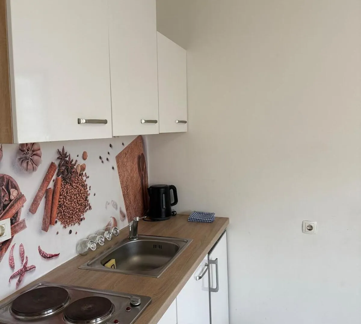 Cozy & Renovated Apartment In A Practical Location Ljubljana 0*,  Slovenia